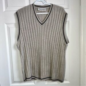 3/25$💥 Terra Nostra Knit Vest V Neck Men Large sweater beige Sleeveless